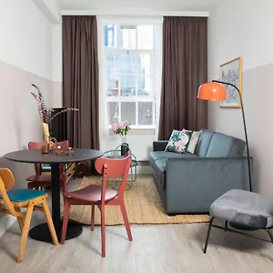 Apartment Bob W Commercial House, London